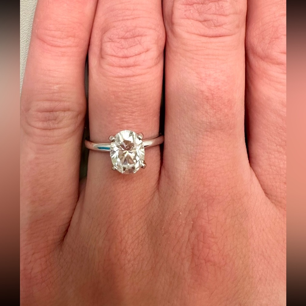 Oval Moissanite Solitaire Engagement Ring - 14K White Gold